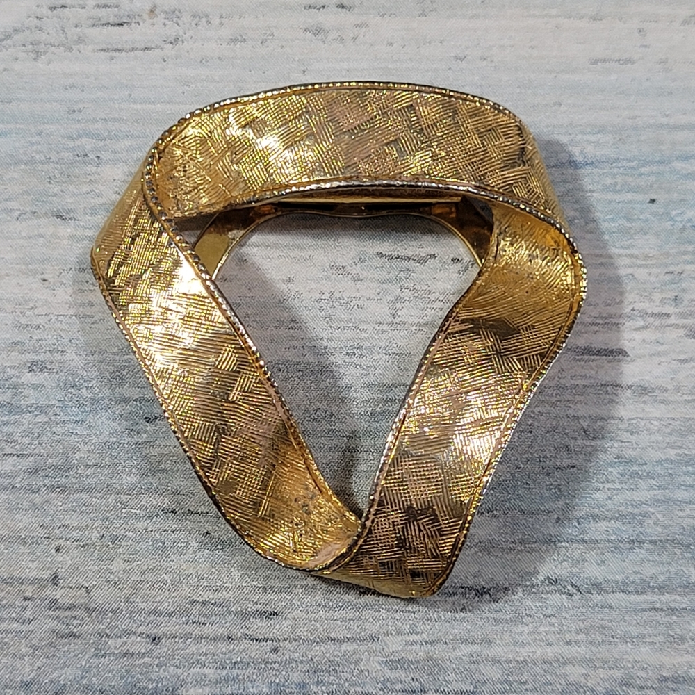 Vintage Lieba USA Scarf Clip.